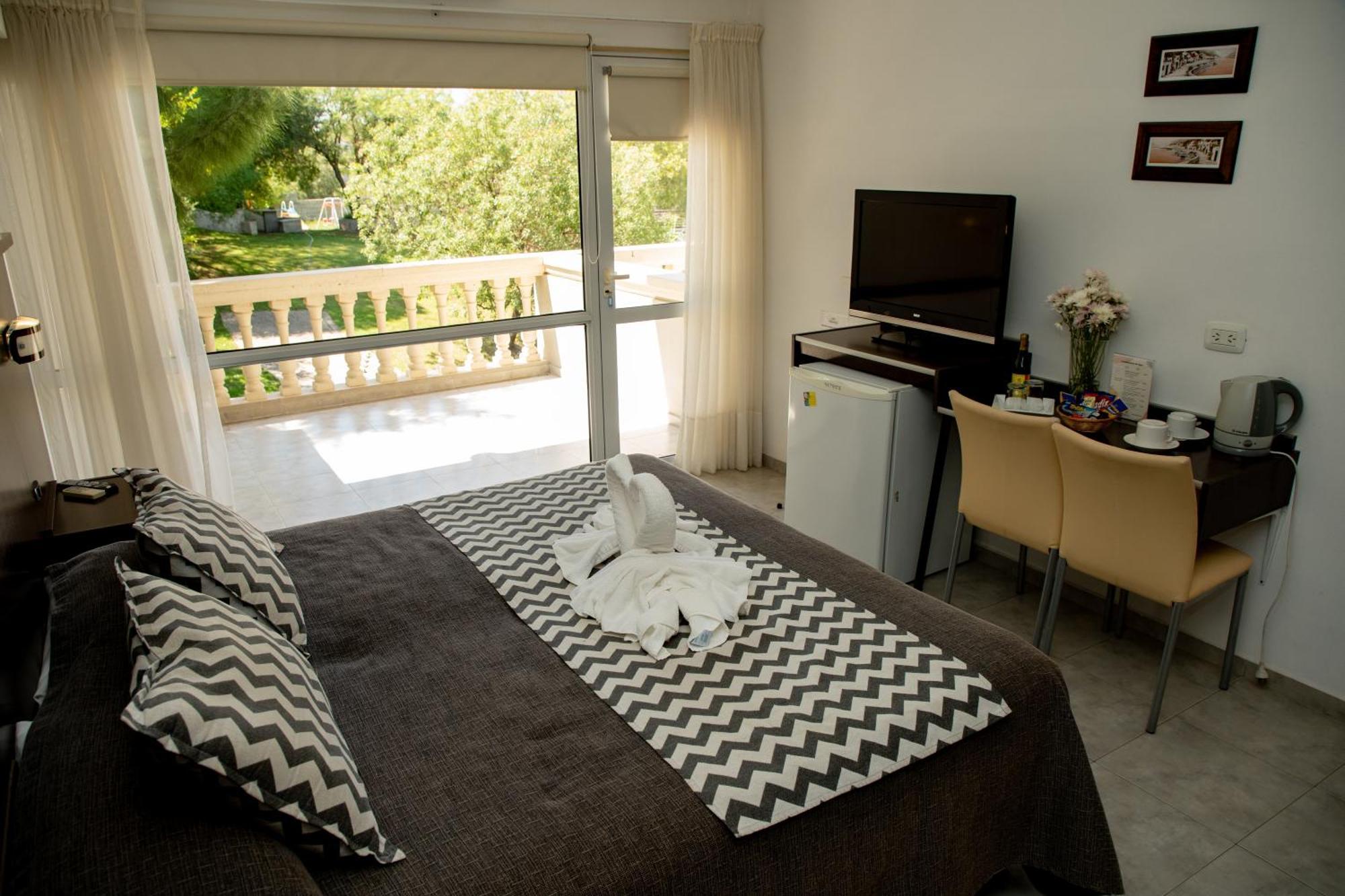 Villa La Font Apart Hotel & Spa Villa Carlos Paz Ngoại thất bức ảnh